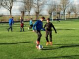 Trainingsavond S.K.N.W.K. JO7-1, JO9-1 en JO11-1JM (begin zomertijd) van maandag 27 maart 2023 (12/82)